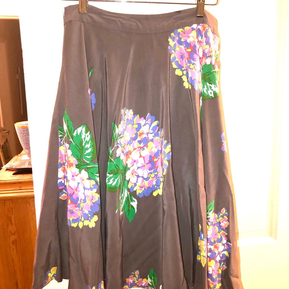 Boden grey floral skirt 8L